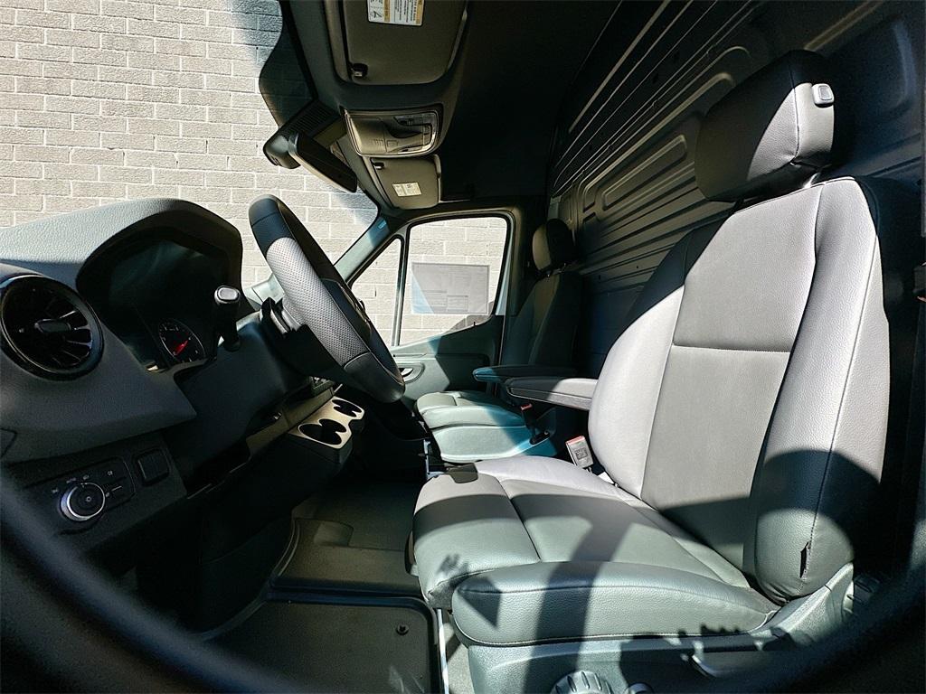 new 2025 Mercedes-Benz Sprinter 2500 car, priced at $62,815