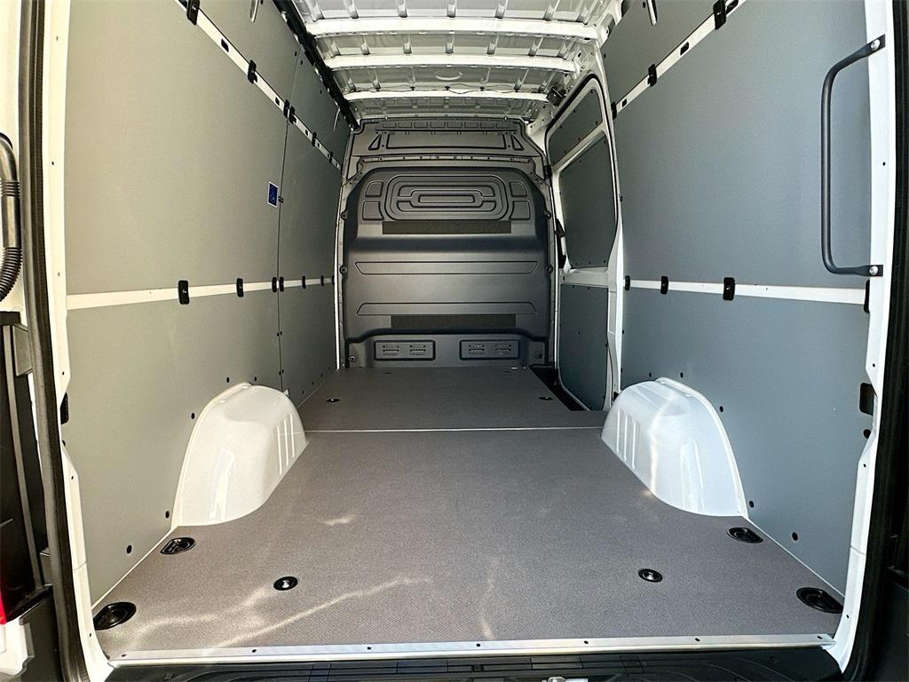 new 2025 Mercedes-Benz Sprinter 2500 car, priced at $62,815