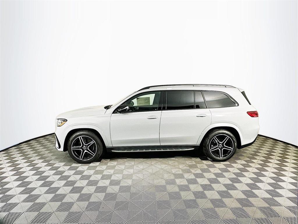 new 2025 Mercedes-Benz GLS 450 car, priced at $100,415