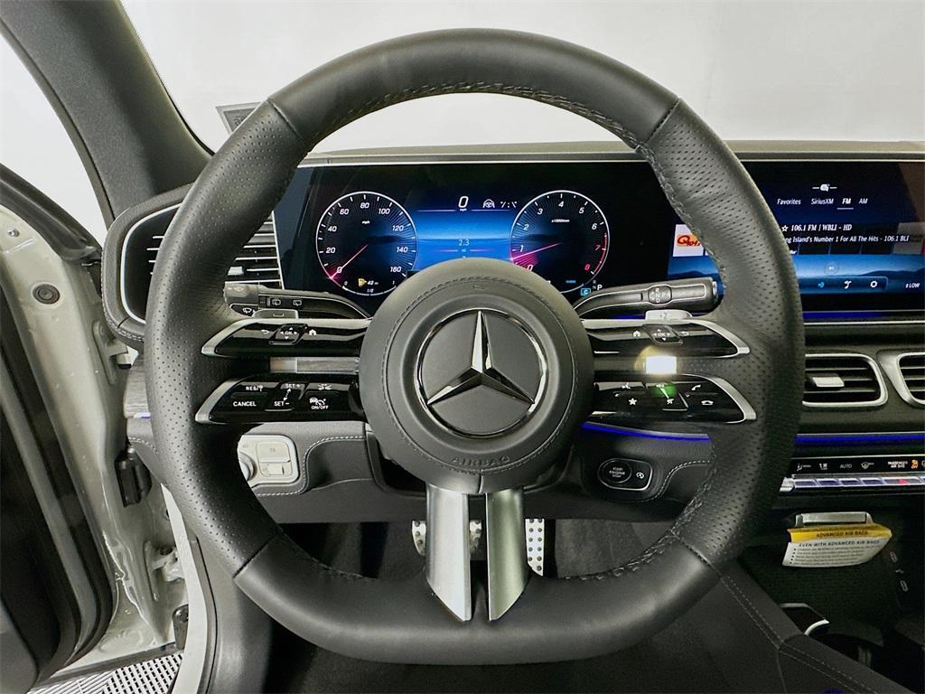new 2025 Mercedes-Benz GLS 450 car, priced at $100,415