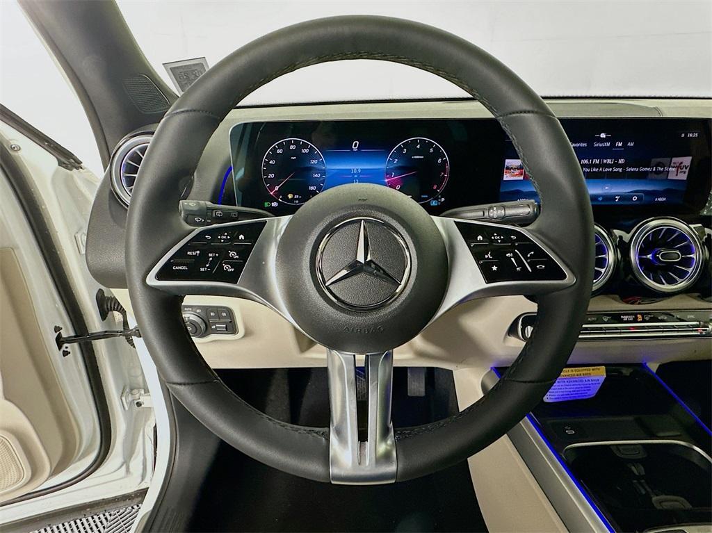 new 2025 Mercedes-Benz GLB 250 car, priced at $51,095