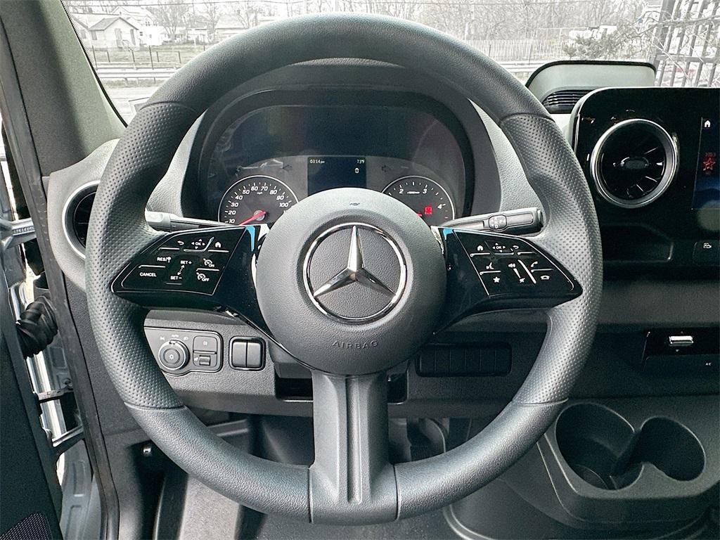 new 2025 Mercedes-Benz Sprinter 2500 car, priced at $73,456