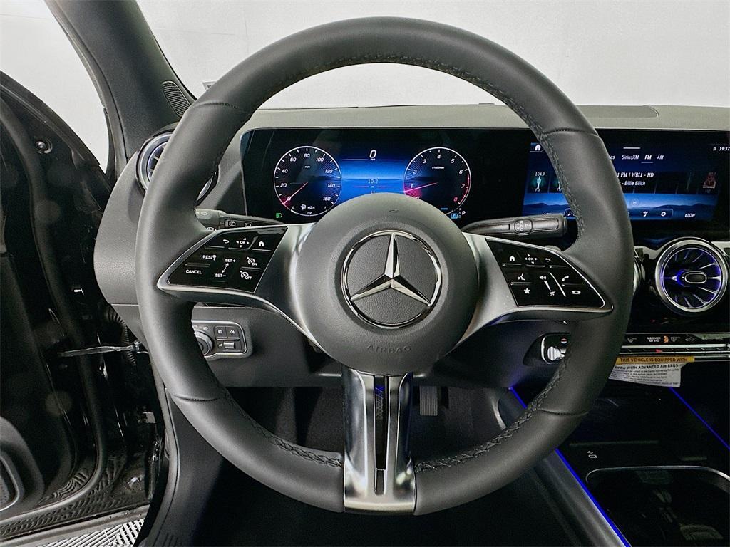 new 2025 Mercedes-Benz GLA 250 car, priced at $48,295
