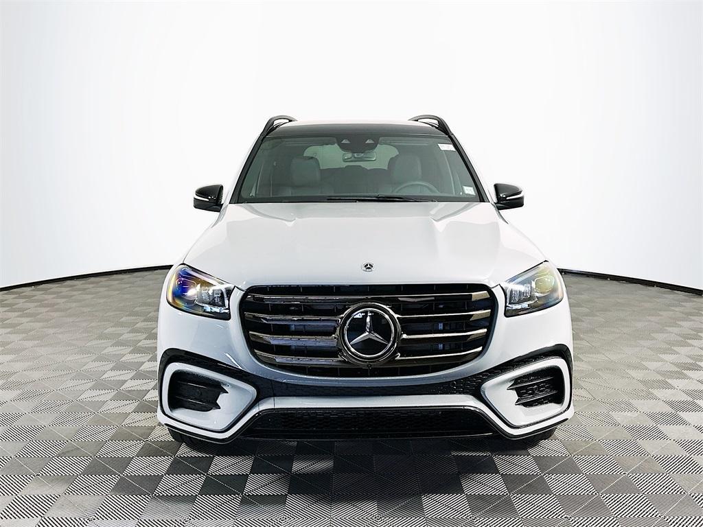 new 2025 Mercedes-Benz GLS 450 car, priced at $99,815