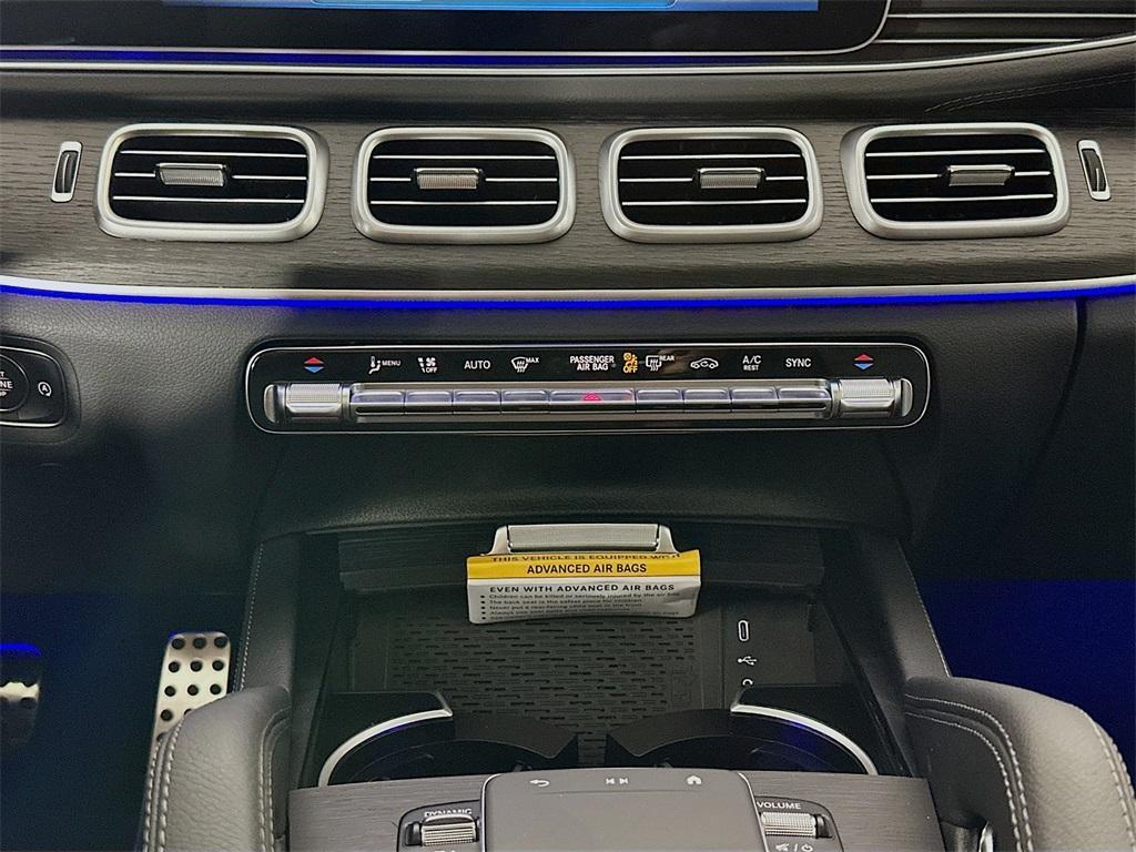 new 2025 Mercedes-Benz GLS 450 car, priced at $99,800