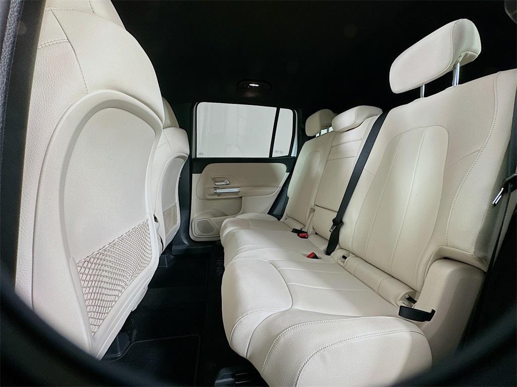 used 2025 Mercedes-Benz GLB 250 car