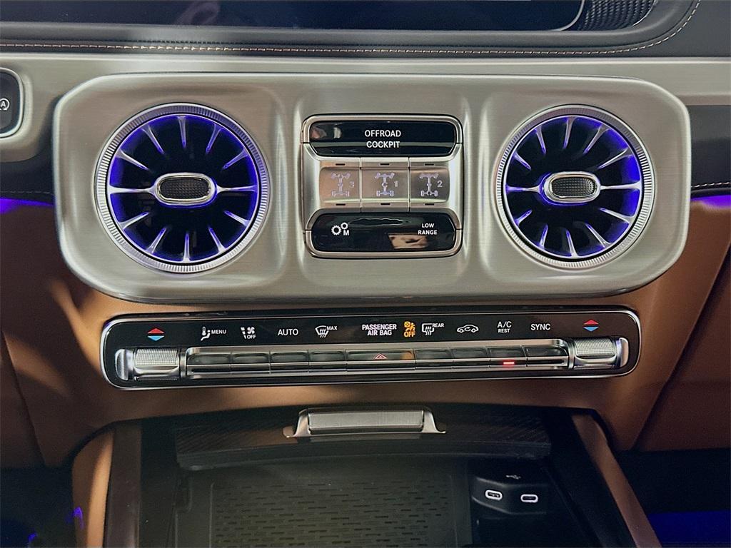 used 2025 Mercedes-Benz AMG G 63 car, priced at $230,000