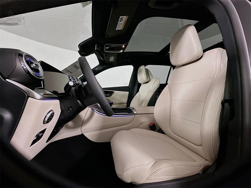 new 2025 Mercedes-Benz GLC 300 car, priced at $57,400