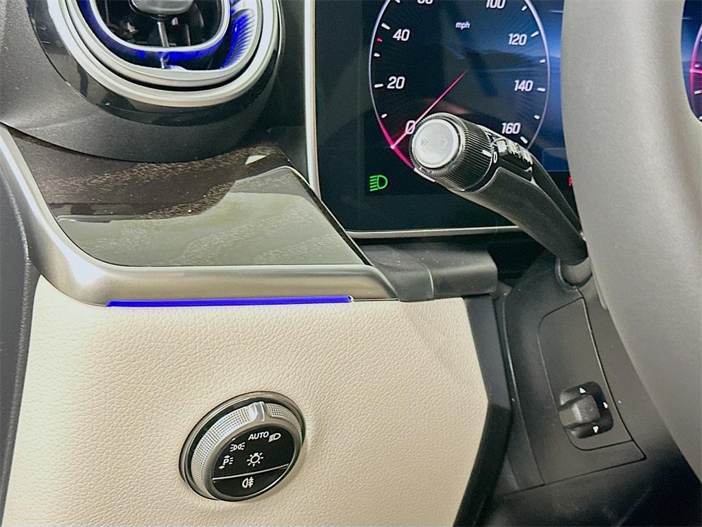 new 2025 Mercedes-Benz GLC 300 car, priced at $57,400