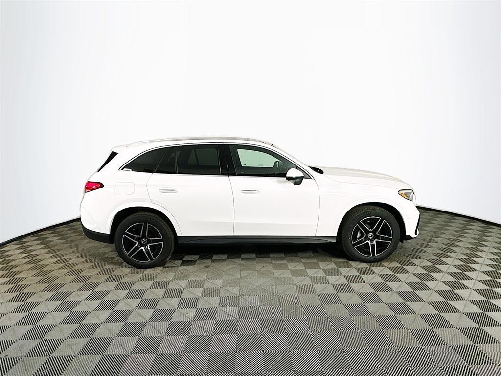new 2025 Mercedes-Benz GLC 300 car, priced at $59,835