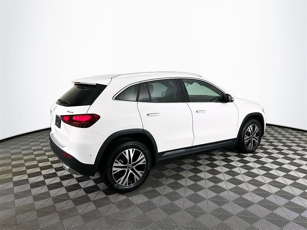 new 2025 Mercedes-Benz GLA 250 car, priced at $48,495