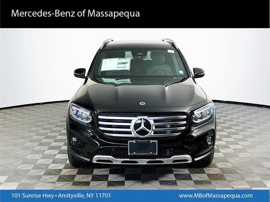 new 2025 Mercedes-Benz GLB 250 car, priced at $51,095