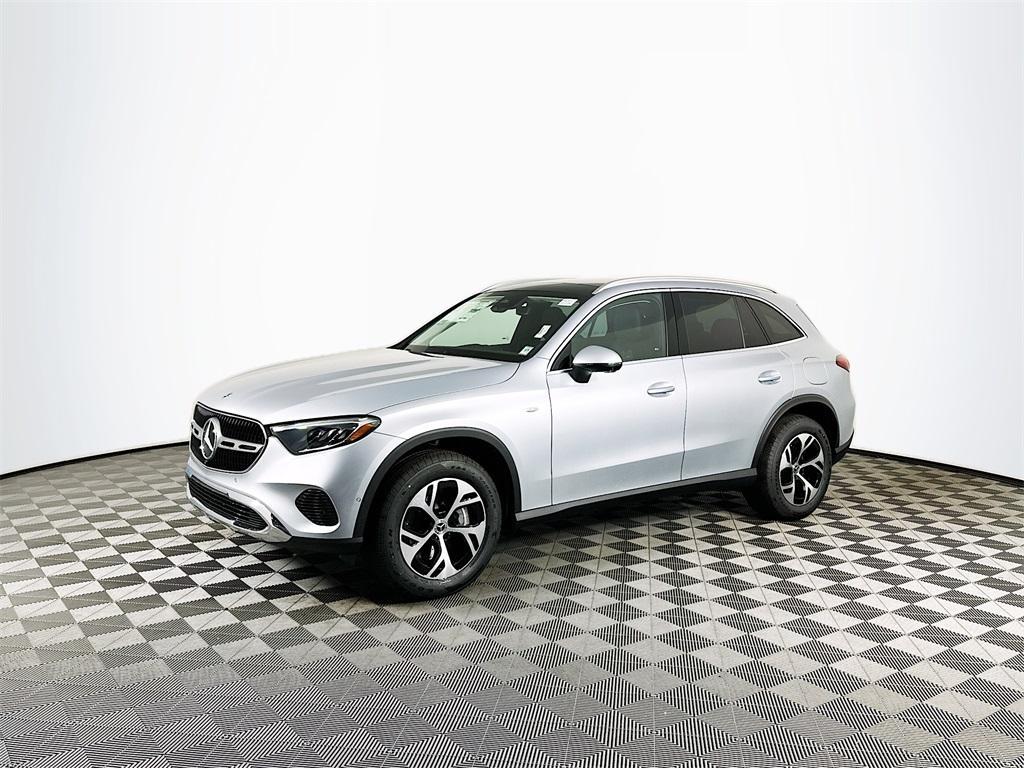 new 2025 Mercedes-Benz GLC 350e car, priced at $65,820