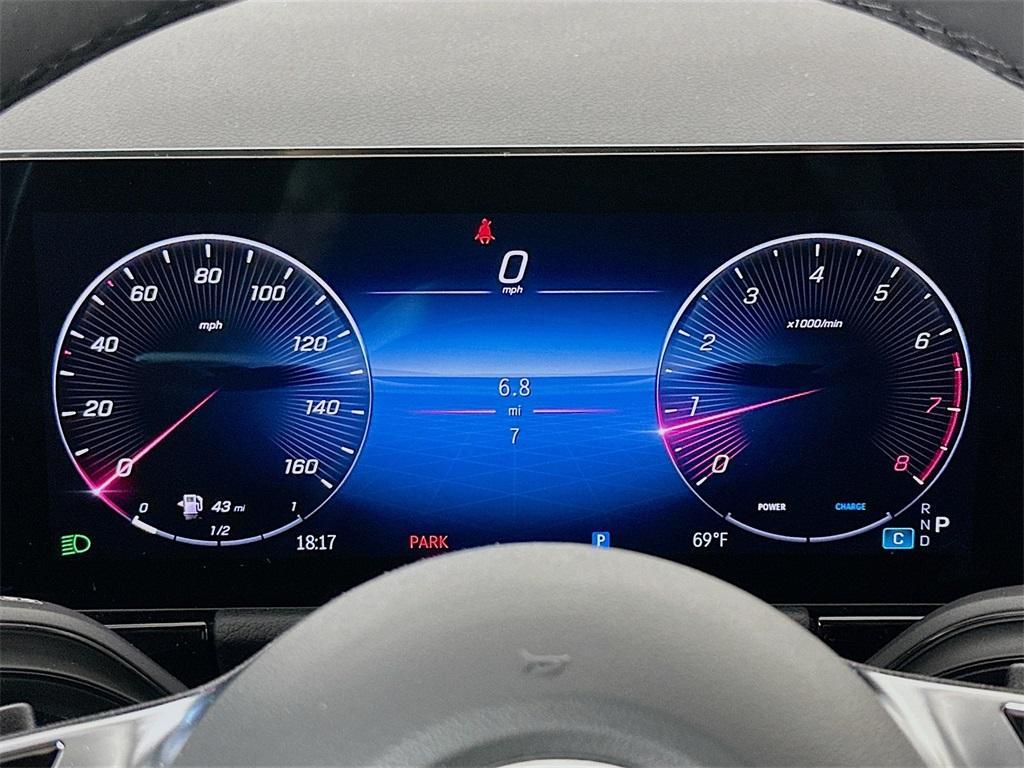 new 2025 Mercedes-Benz GLA 250 car, priced at $47,295