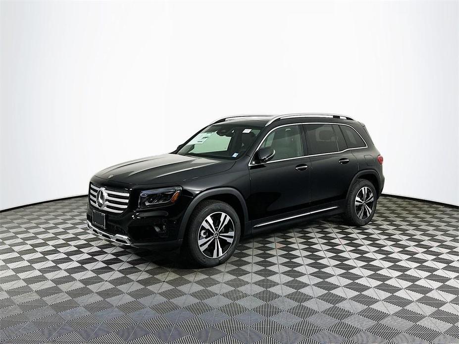 new 2025 Mercedes-Benz GLB 250 car, priced at $52,925