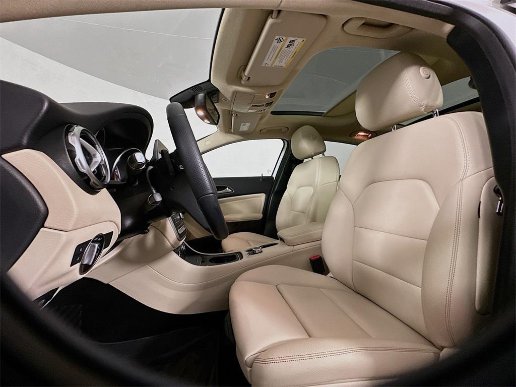 used 2020 Mercedes-Benz GLA 250 car, priced at $27,500