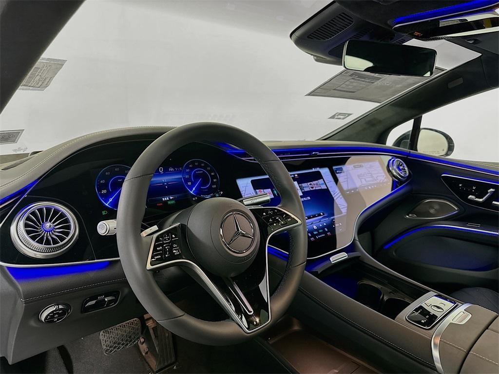 new 2024 Mercedes-Benz EQS 450 car, priced at $128,925