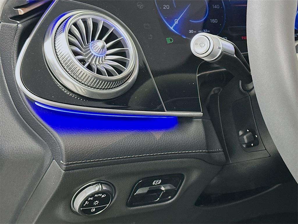 new 2024 Mercedes-Benz EQS 450 car, priced at $128,925