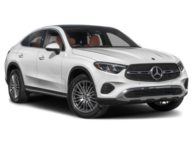 new 2025 Mercedes-Benz GLC 300 car