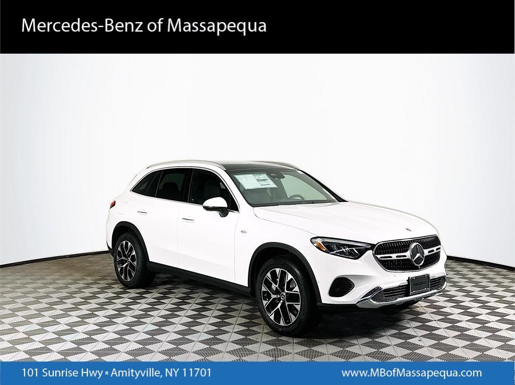 new 2025 Mercedes-Benz GLC 350e car, priced at $64,885