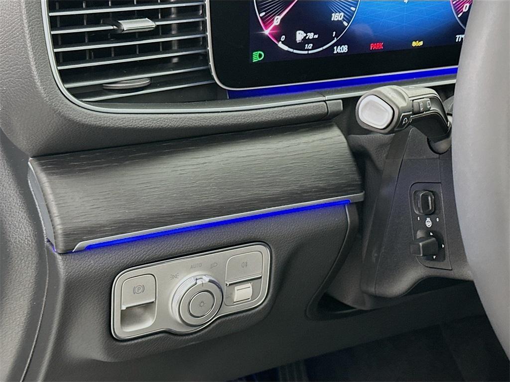 new 2026 Mercedes-Benz GLE 350 car, priced at $70,145