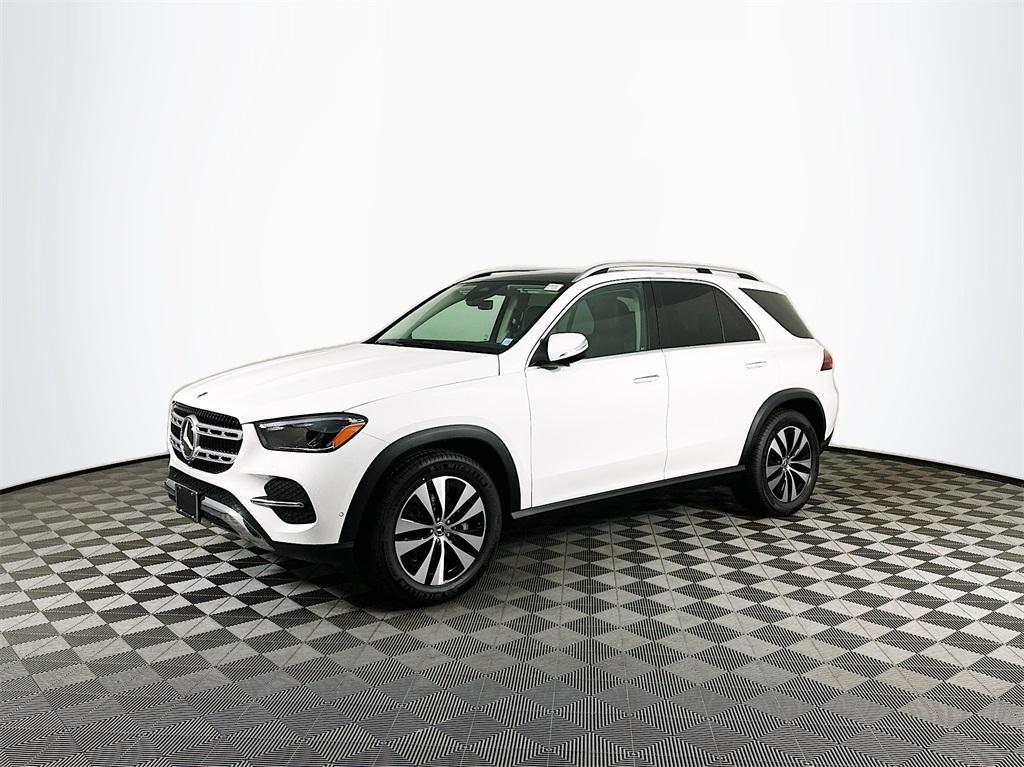 new 2025 Mercedes-Benz GLE 350 car, priced at $70,315