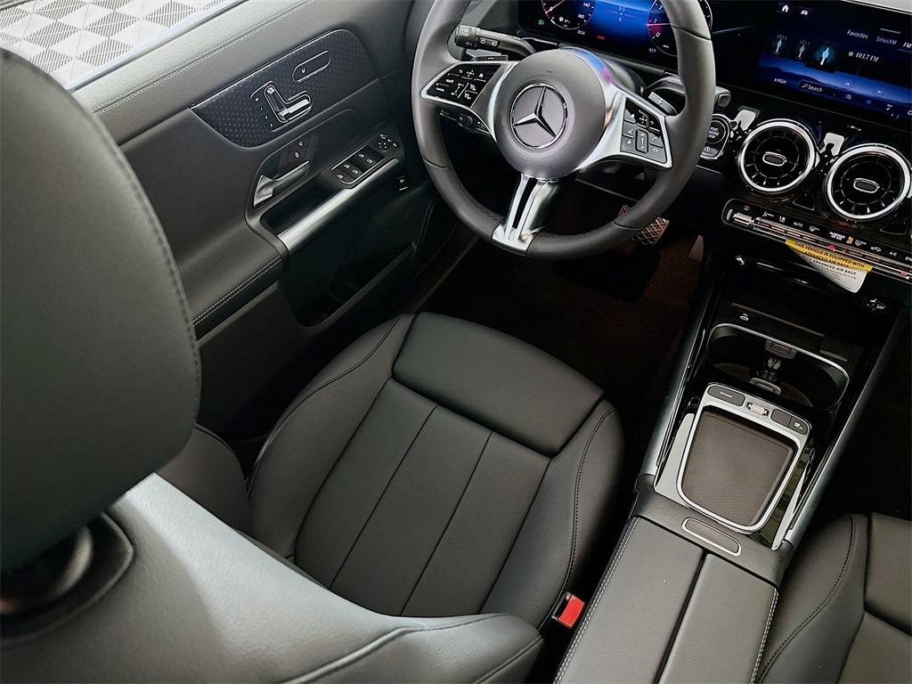 new 2026 Mercedes-Benz GLA 250 car, priced at $45,250