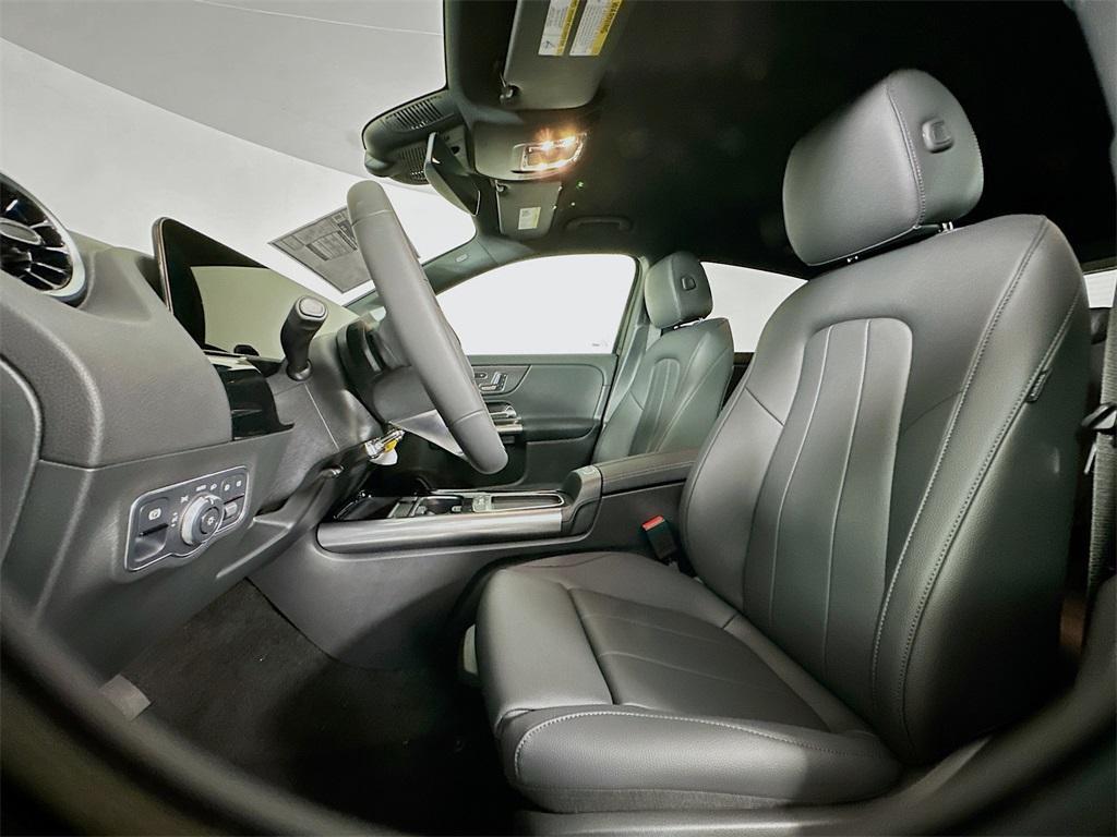 new 2026 Mercedes-Benz GLA 250 car, priced at $45,250