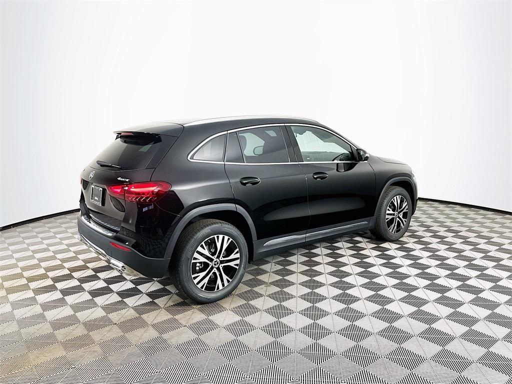 new 2026 Mercedes-Benz GLA 250 car, priced at $45,250