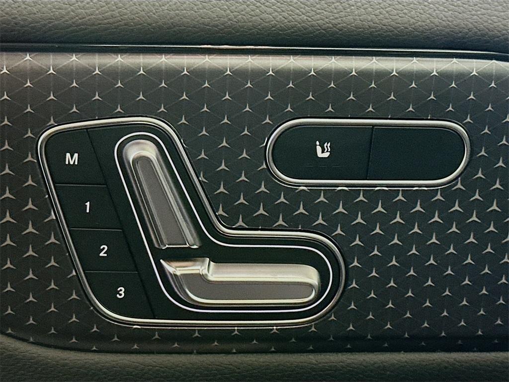 new 2026 Mercedes-Benz GLA 250 car, priced at $45,250