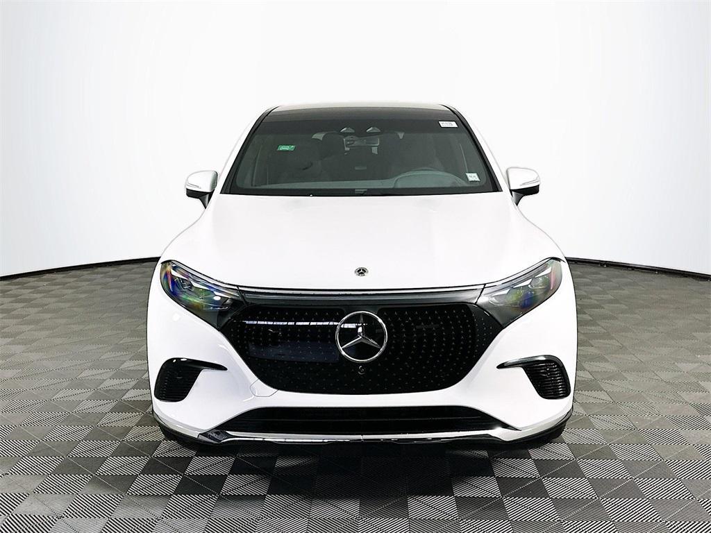 new 2026 Mercedes-Benz EQS 400 car, priced at $99,695