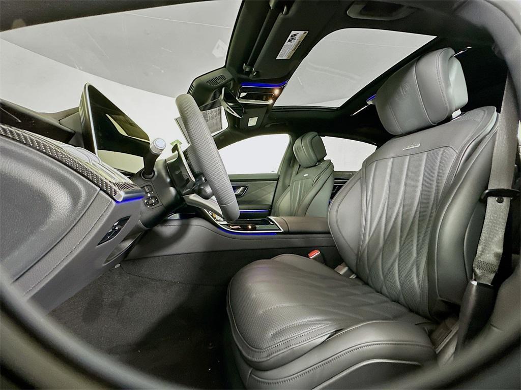 new 2025 Mercedes-Benz AMG S 63 E car, priced at $202,380