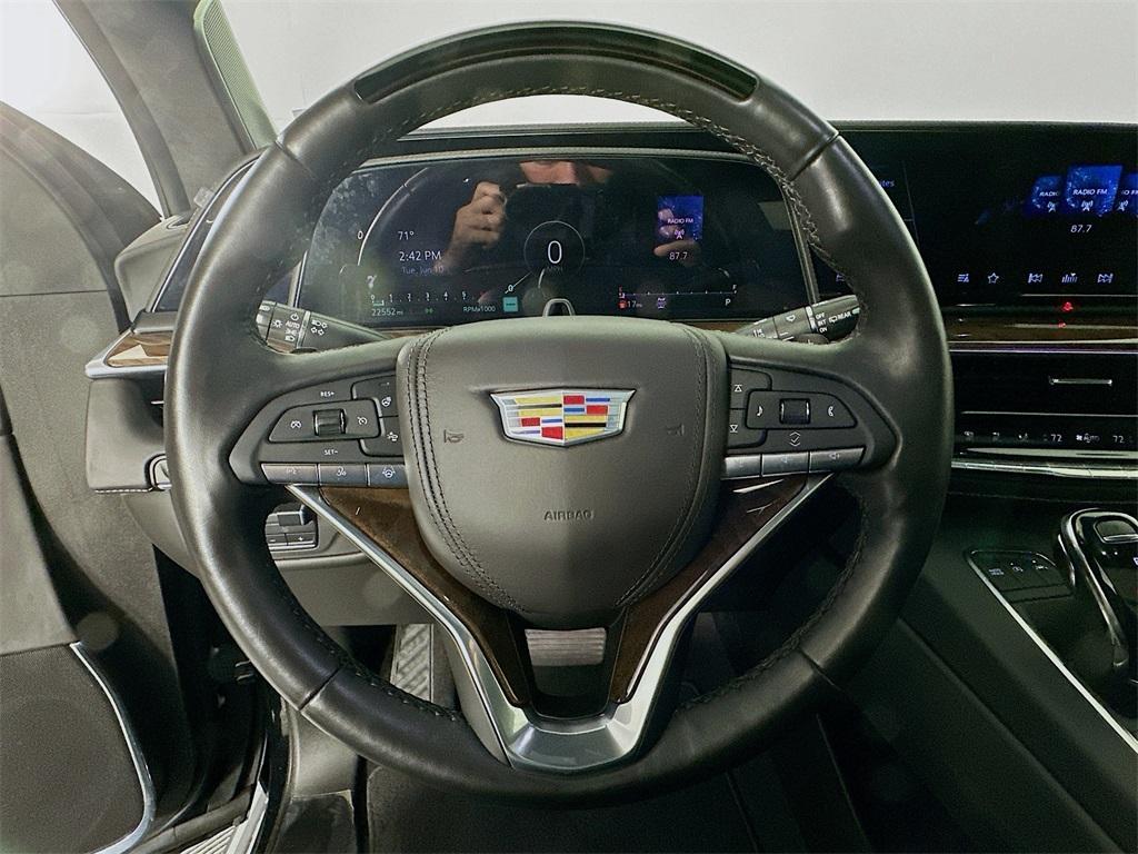 used 2023 Cadillac Escalade ESV car, priced at $88,000