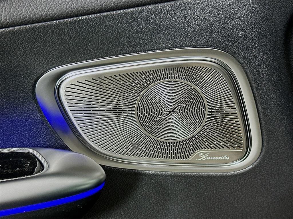 new 2025 Mercedes-Benz GLC 300 car, priced at $61,850