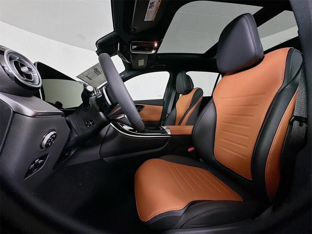 new 2026 Mercedes-Benz GLC 300 car, priced at $61,300