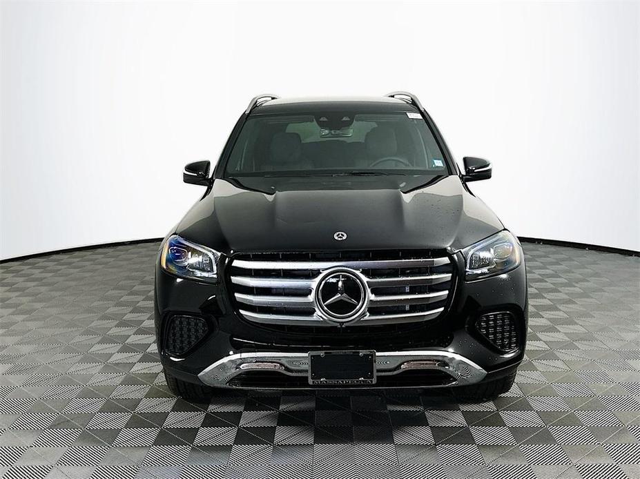 new 2025 Mercedes-Benz GLS 450 car, priced at $97,435