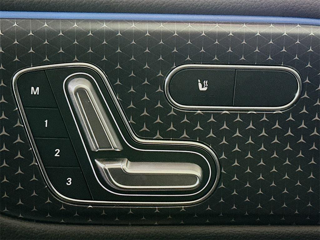 new 2026 Mercedes-Benz GLB 250 car, priced at $52,820