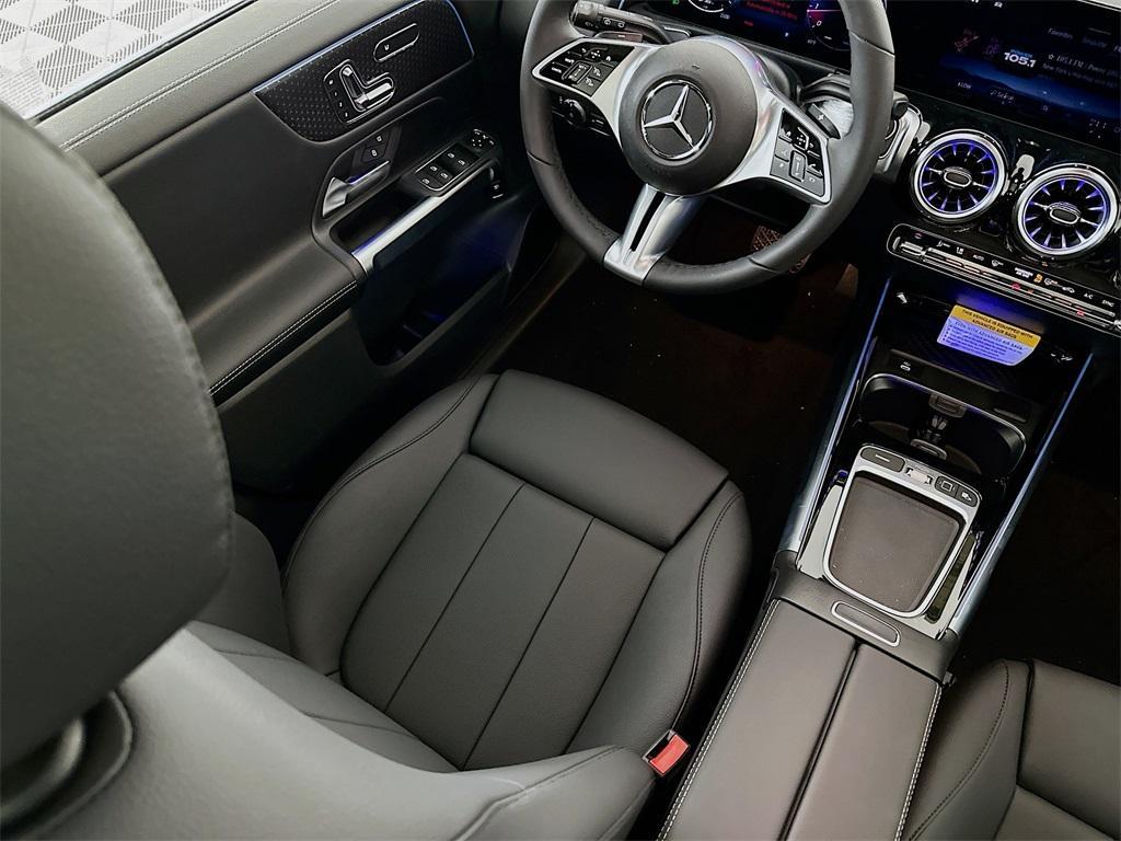 new 2026 Mercedes-Benz GLB 250 car, priced at $52,820