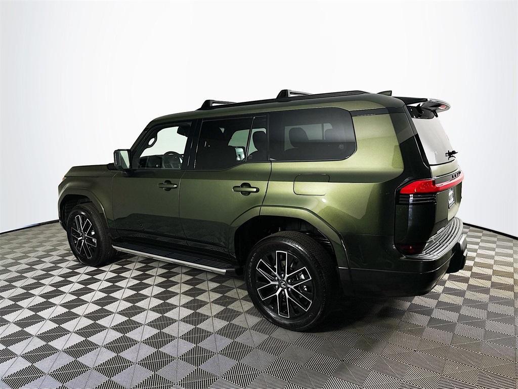 used 2025 Lexus GX 550 car, priced at $77,000