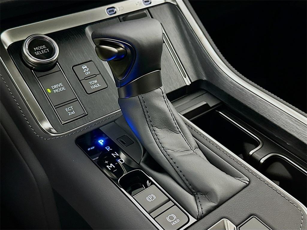 used 2025 Lexus GX 550 car, priced at $77,000