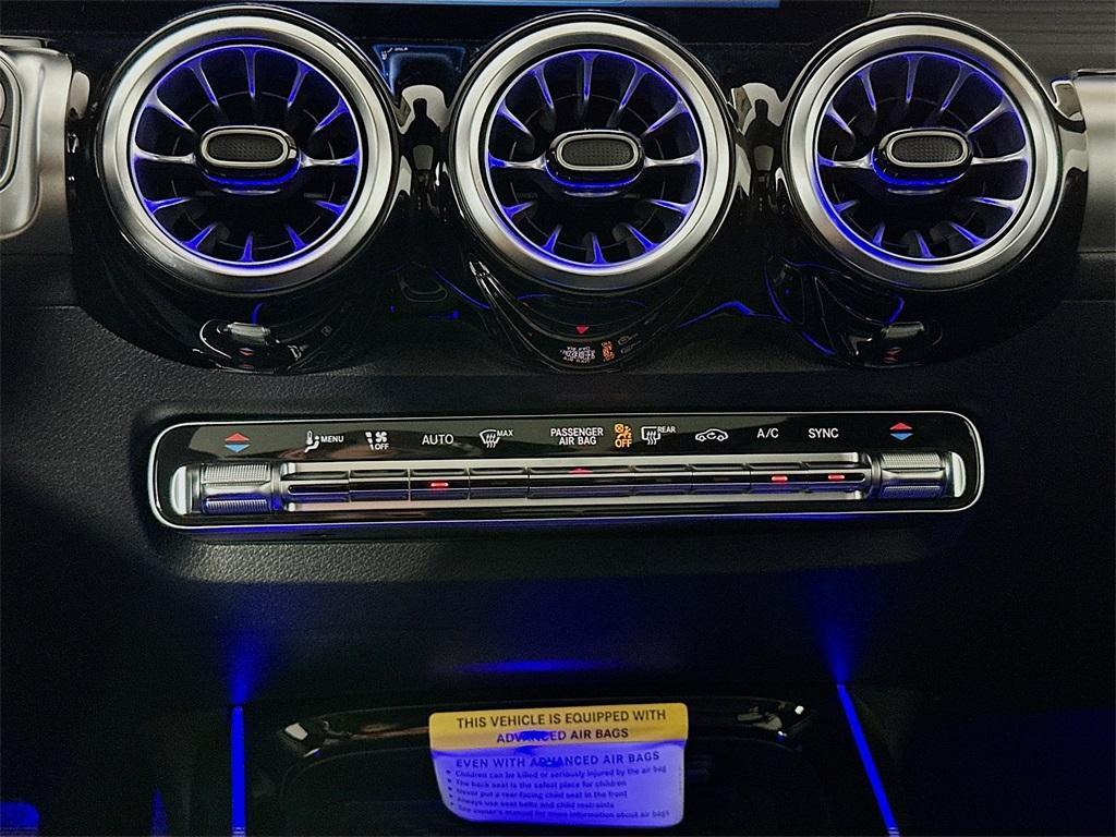 new 2025 Mercedes-Benz GLB 250 car, priced at $53,775