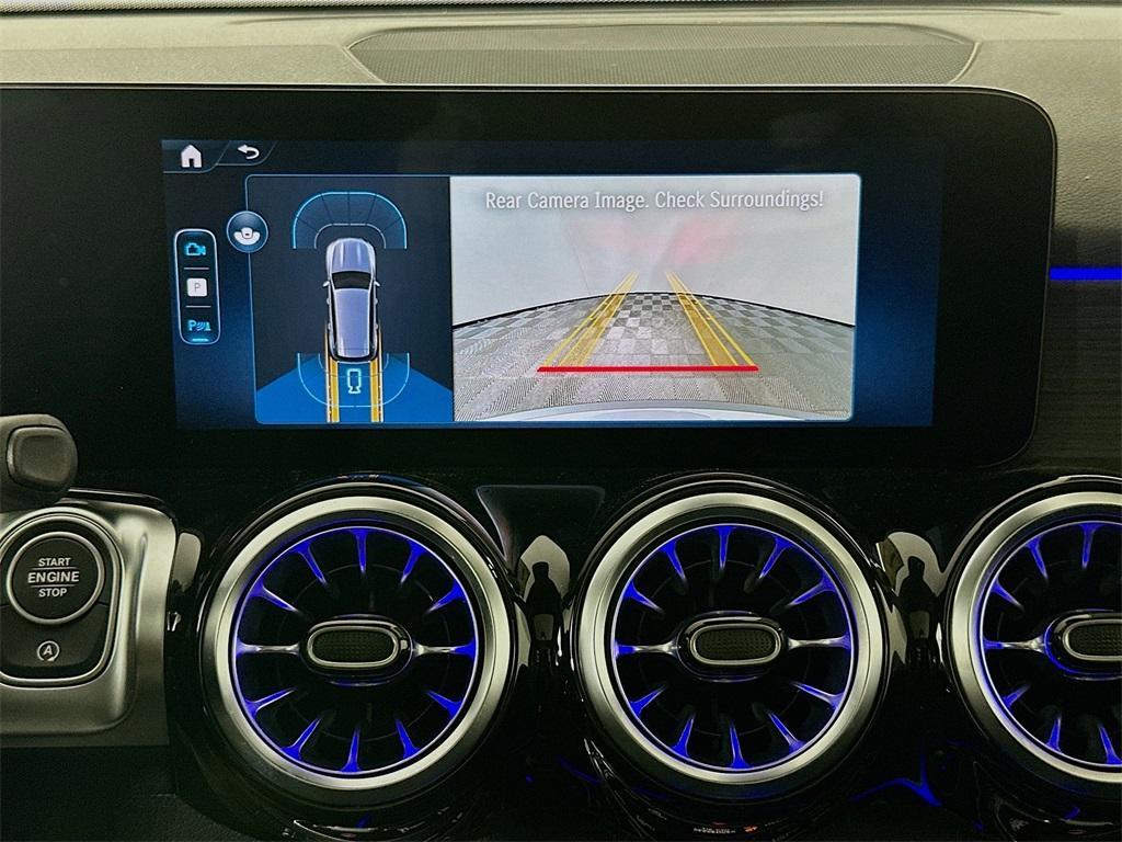 new 2025 Mercedes-Benz GLB 250 car, priced at $53,775