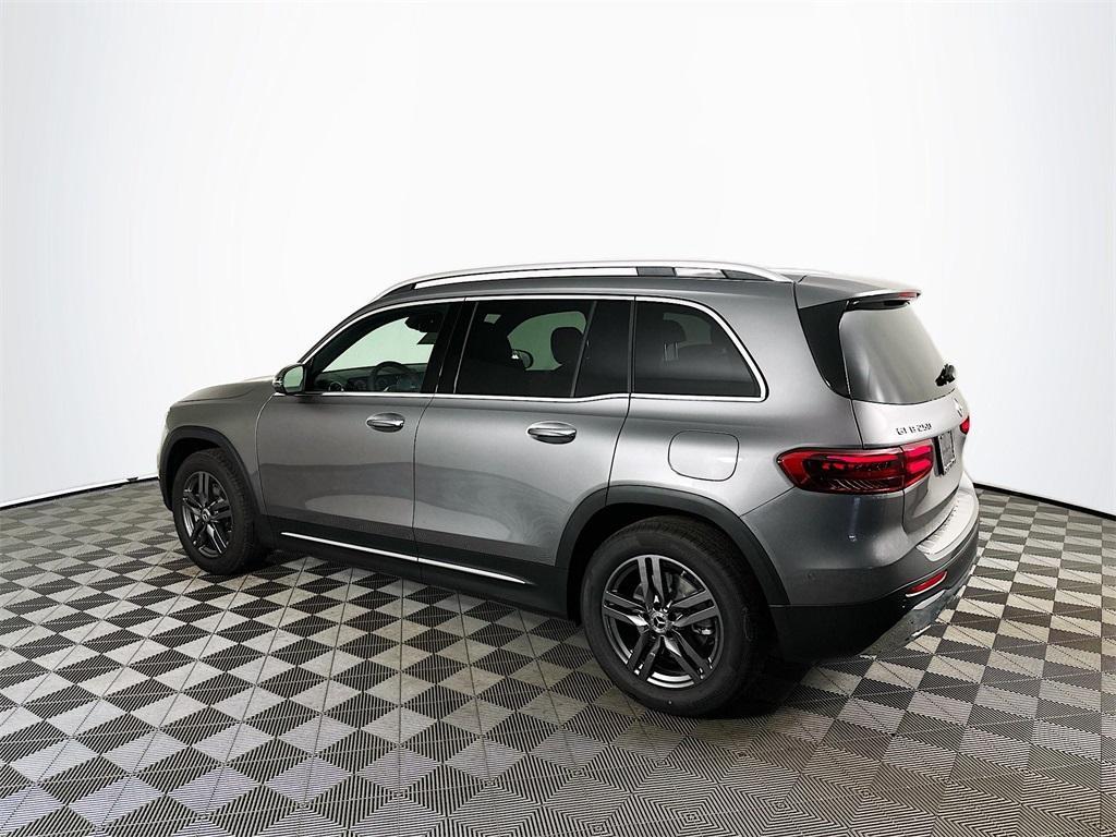 new 2025 Mercedes-Benz GLB 250 car, priced at $53,775