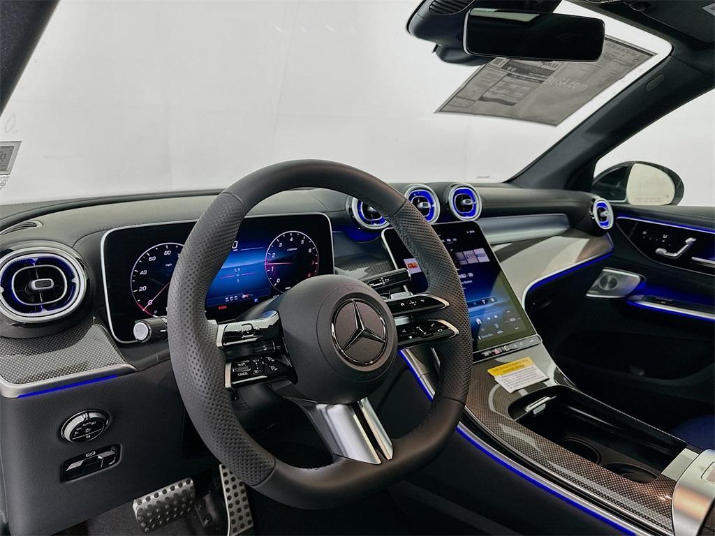 new 2025 Mercedes-Benz GLC 300 car, priced at $62,960