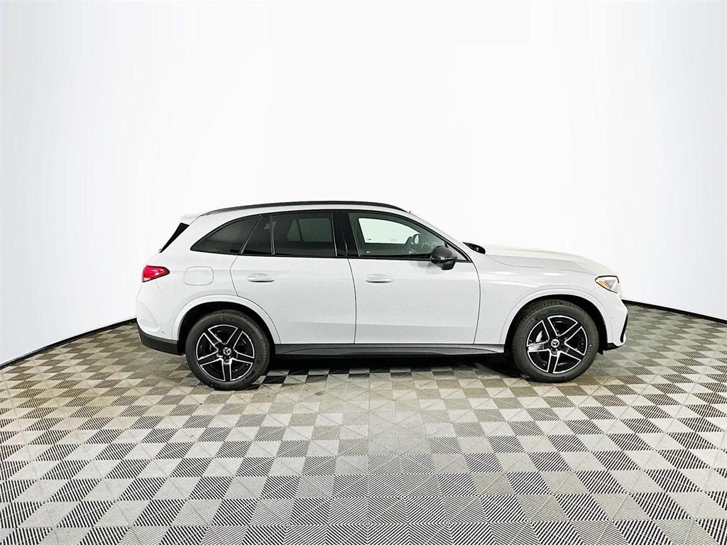 new 2025 Mercedes-Benz GLC 300 car, priced at $62,960