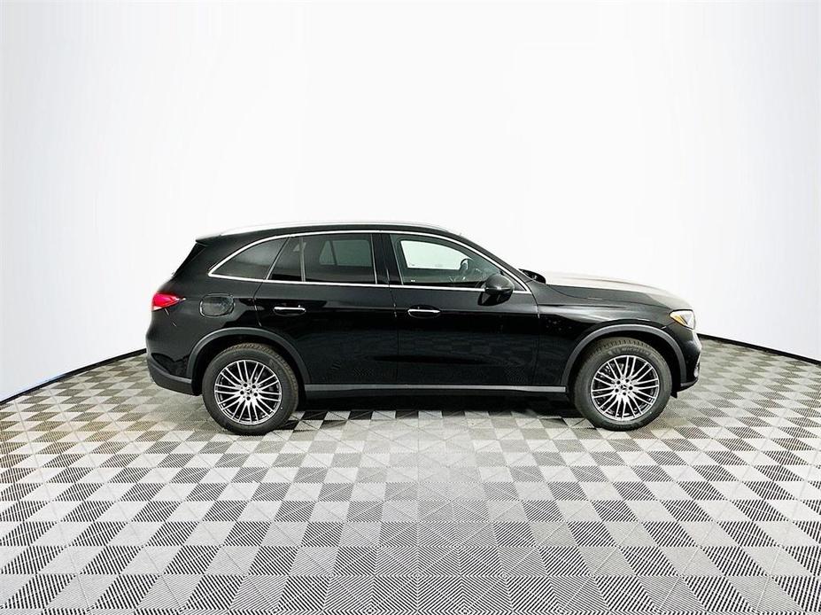 new 2025 Mercedes-Benz GLC 300 car, priced at $53,765