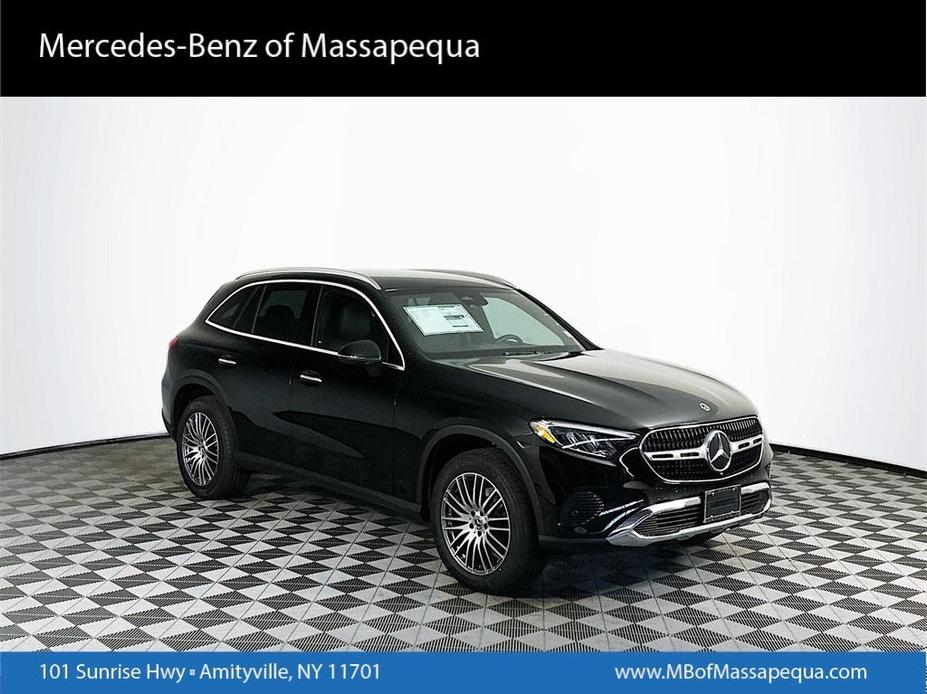 new 2025 Mercedes-Benz GLC 300 car, priced at $53,765