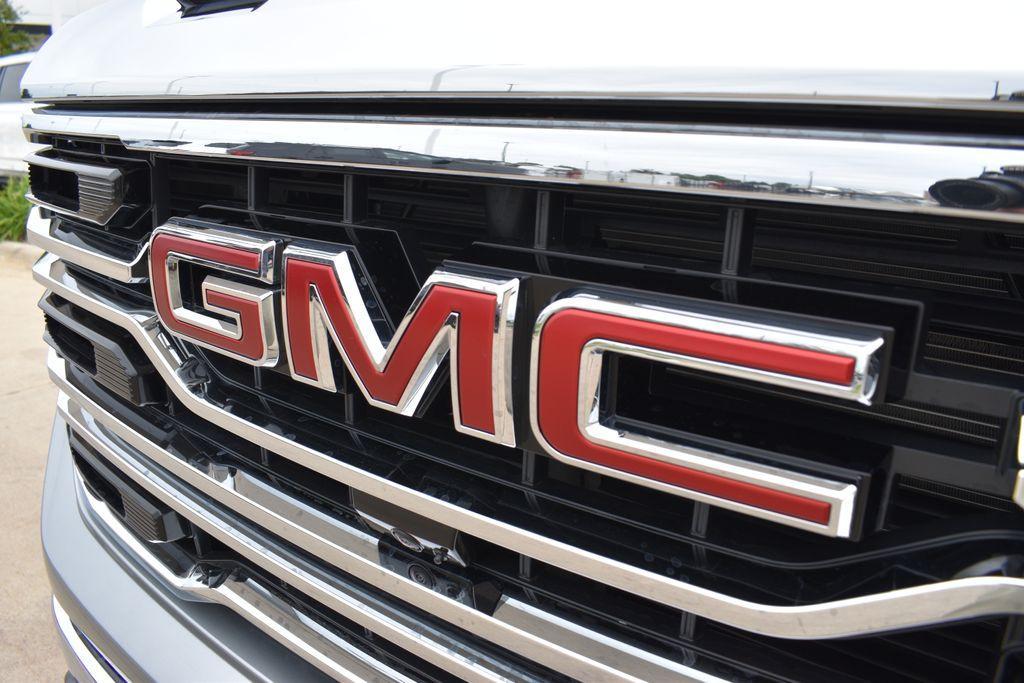 new 2025 GMC Sierra 1500 car, priced at $64,185
