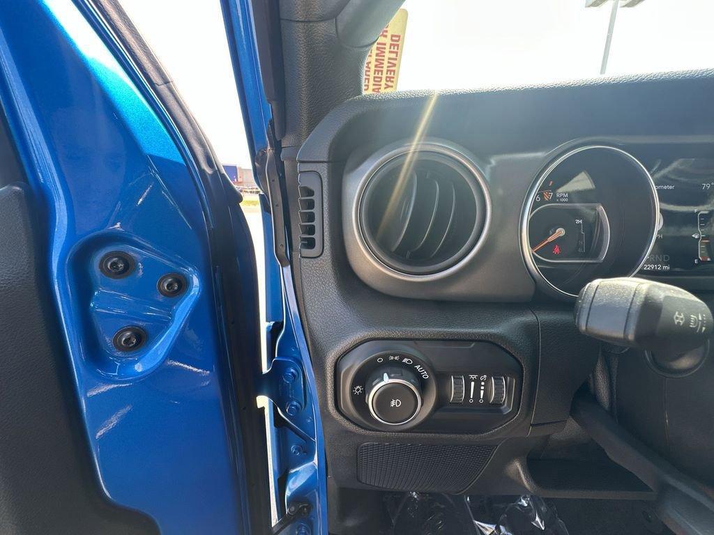 used 2021 Jeep Wrangler Unlimited car, priced at $32,540