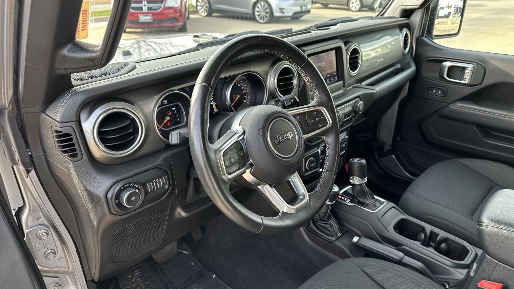 used 2019 Jeep Wrangler Unlimited car, priced at $32,704